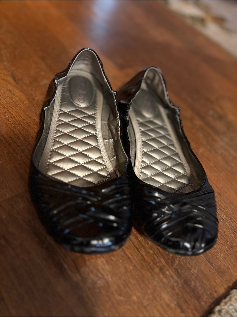 Black Women's ME TOO Ballet Flats - Quilted Insole SZ-9